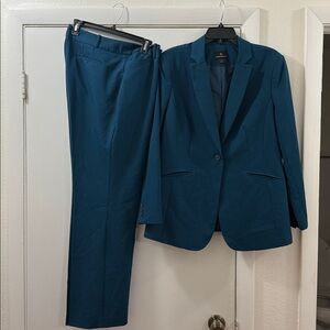 Worthington Blue Blazer and Pants Set